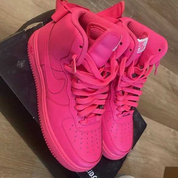 Like new - Picture 3 of 3